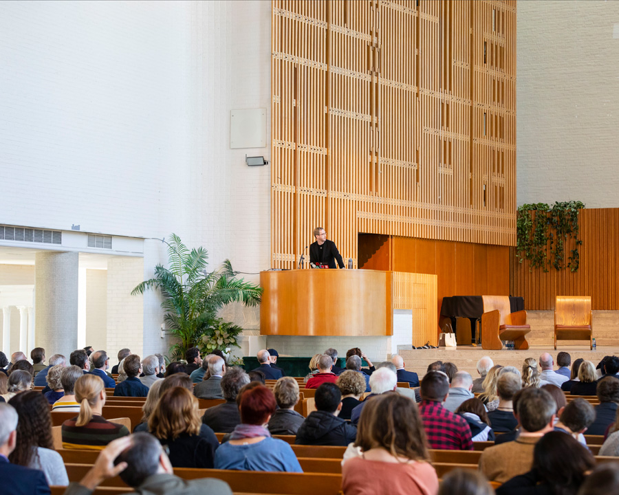 IN_FirstChristianChurch_Columbus_Photo3