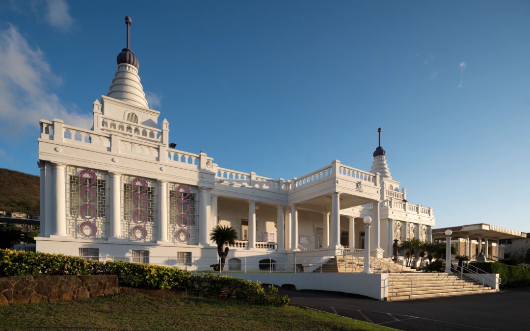 Japanese Buddhist Temples in Hawaiʻi Preserve Their History by Embracing Change